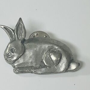 1996 Barker Pewter Rabbit With Heart Tie Tack Lapel Pin Silver Gunmetal Tone Vtg